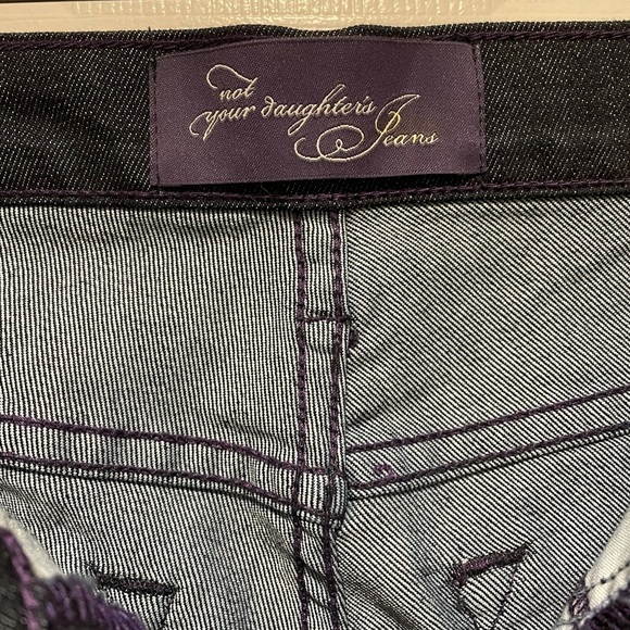 NYDJ Dark Wash Women’s Straight Leg Jeans Size 8 Classic Fit Weekend Date Night - Picture 5 of 7